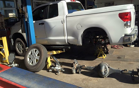 Uncle Sam Auto Repair | Westbank Auto Repair | Auto Repair Gretna LA, Louisiana: Uncle sam Auto Repair in Gretna Louisiana Auto Repair Gretna LA - Oil Changes, Brake Repairs | NEW and USED TIRES | AUTO CARE